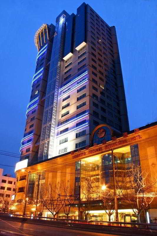 Shanghai Hengsheng Peninsula International Hotel Exterior photo